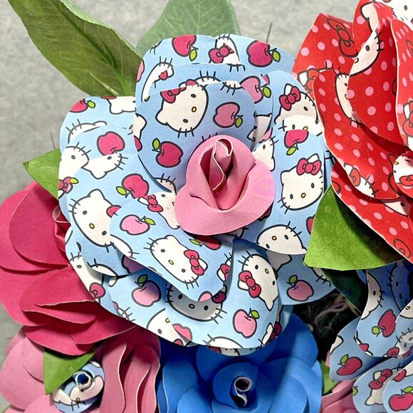 Hello Kitty Sanrio Bucket Edible‎ Arrangements Plastic Container HK Paper Roses - Picture 5 of 16